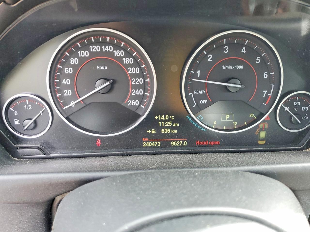 2014 BMW 335 Xi - zdjęcie 9