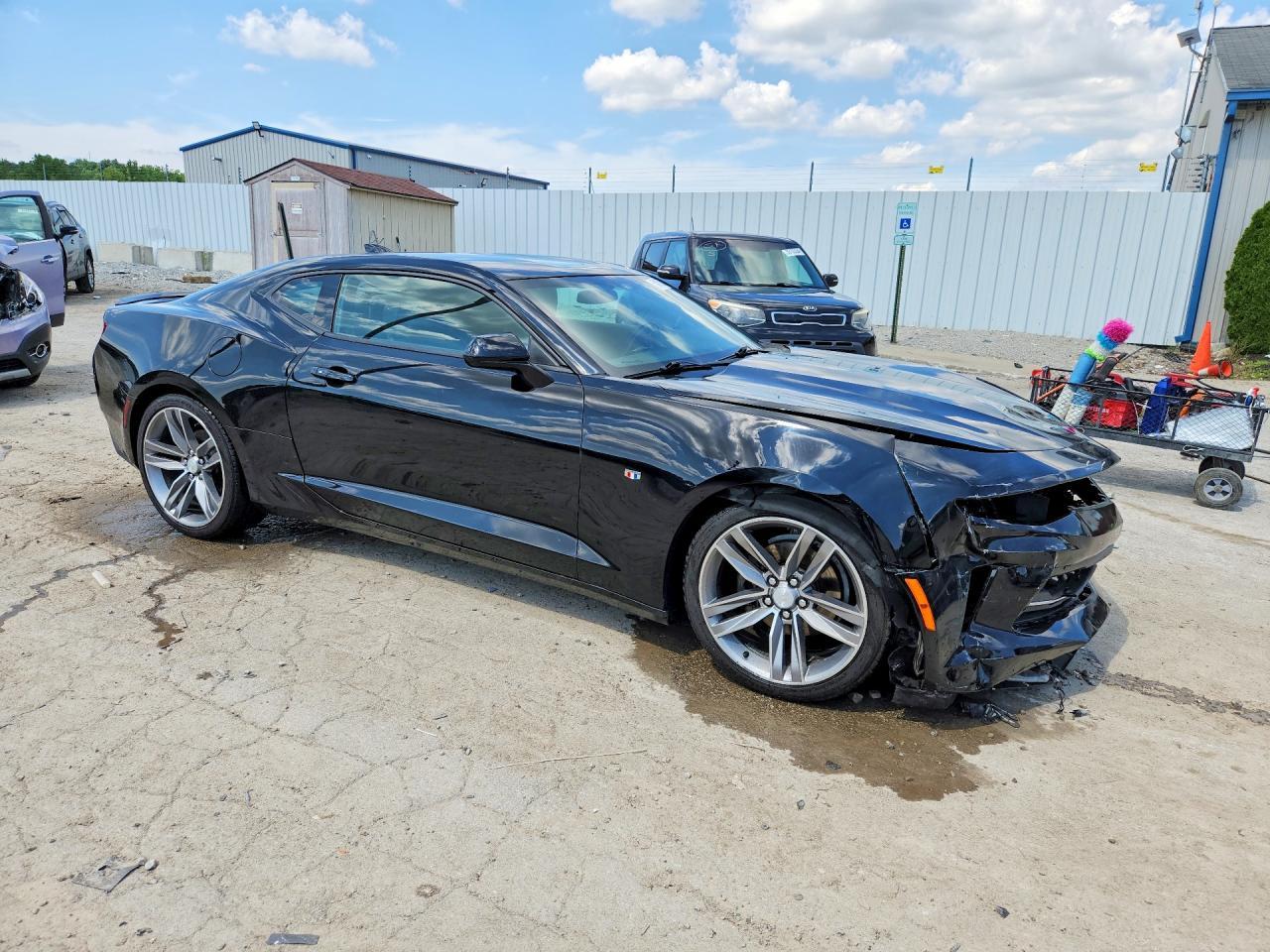 2017 Chevrolet Camaro Lt - zdjęcie 4