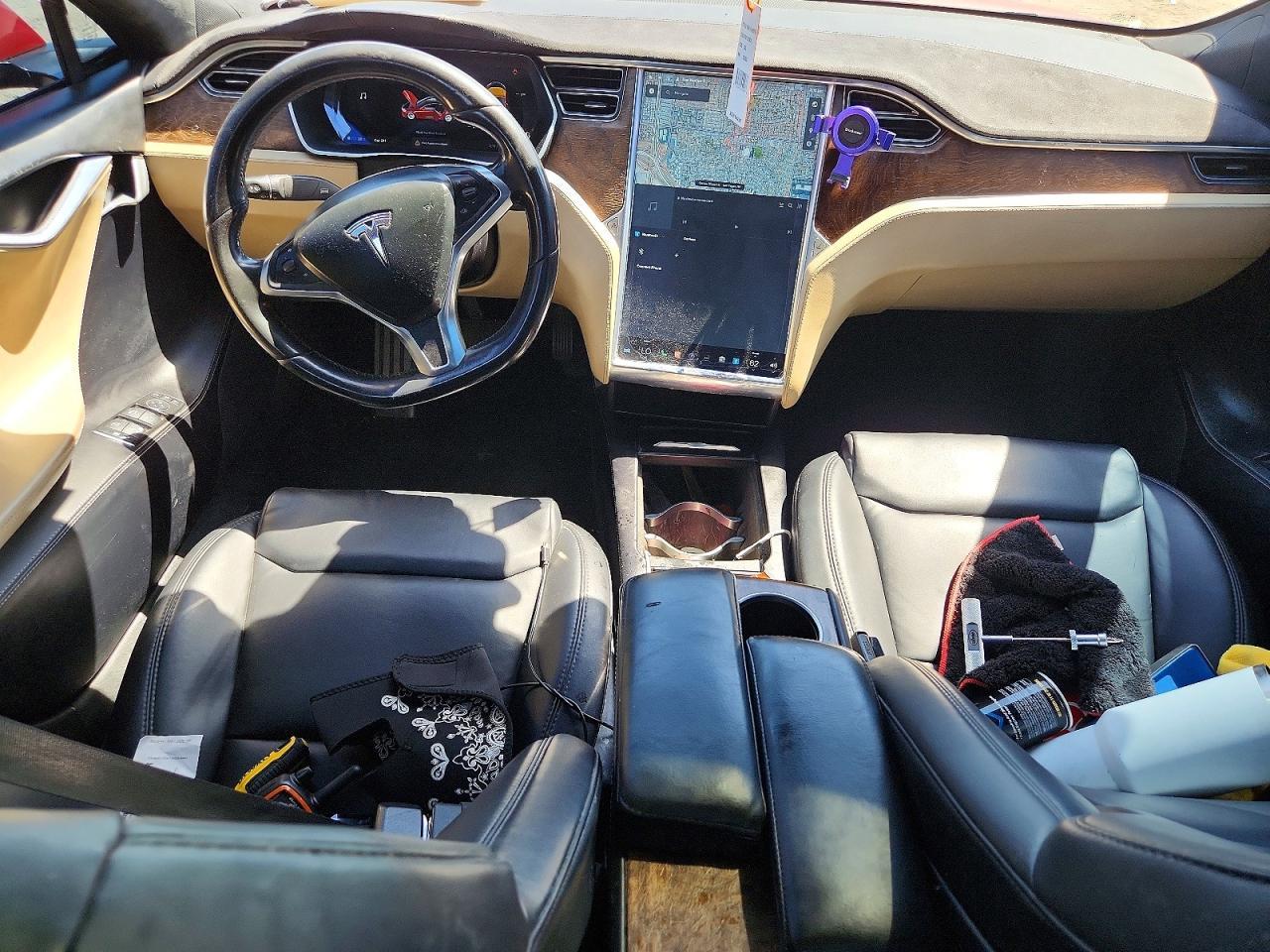 2016 Tesla Model S - zdjęcie 8
