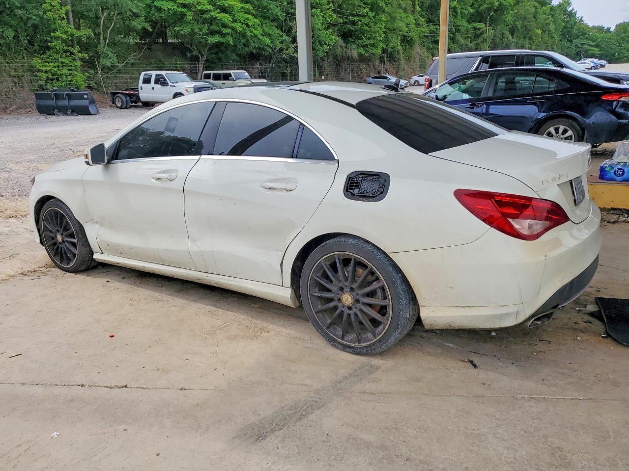 2014 Mercedes-Benz Cla 250 - zdjęcie 2