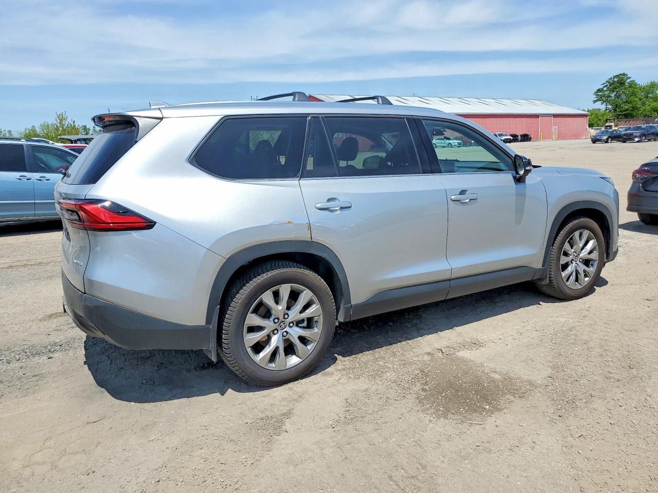 2024 Toyota Grand Highlander Limited - zdjęcie 3