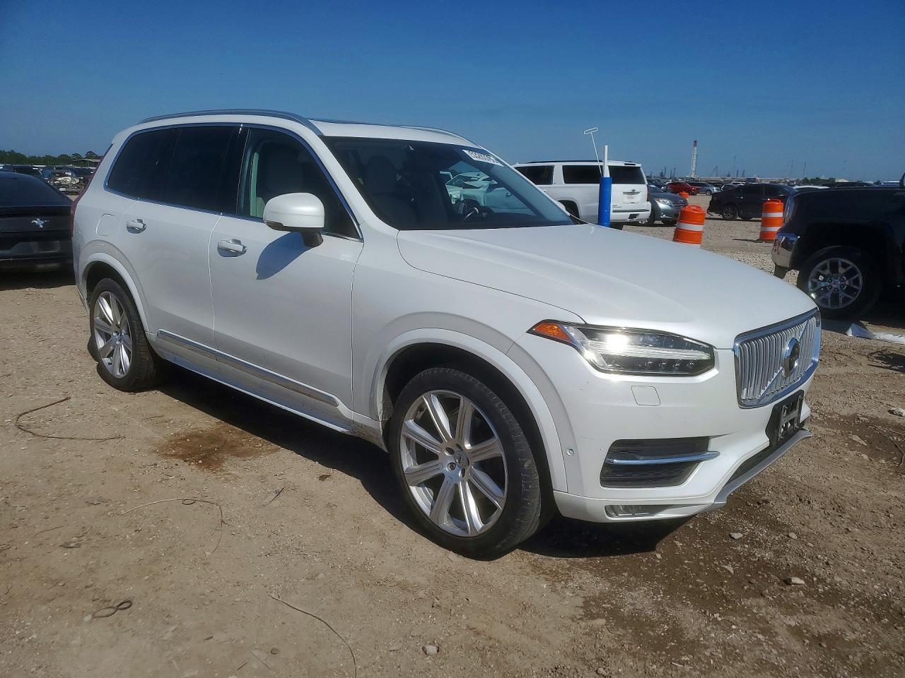 2018 Volvo Xc90 T6 - zdjęcie 4