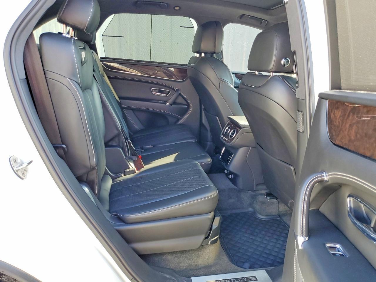 2018 Bentley Bentayga - zdjęcie 11
