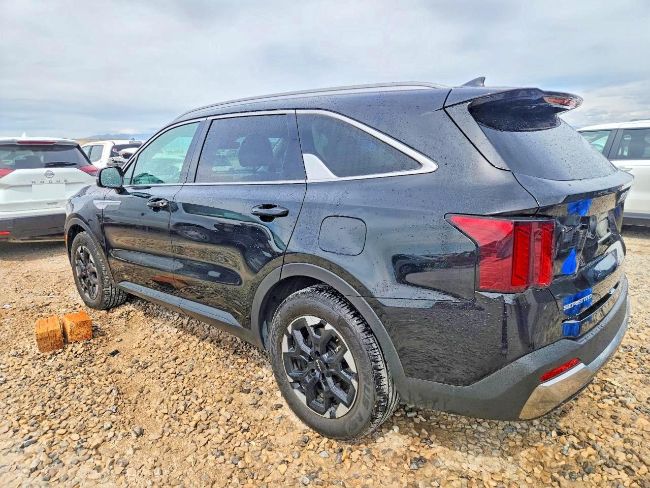 2024 Kia Sorento S - zdjęcie 2