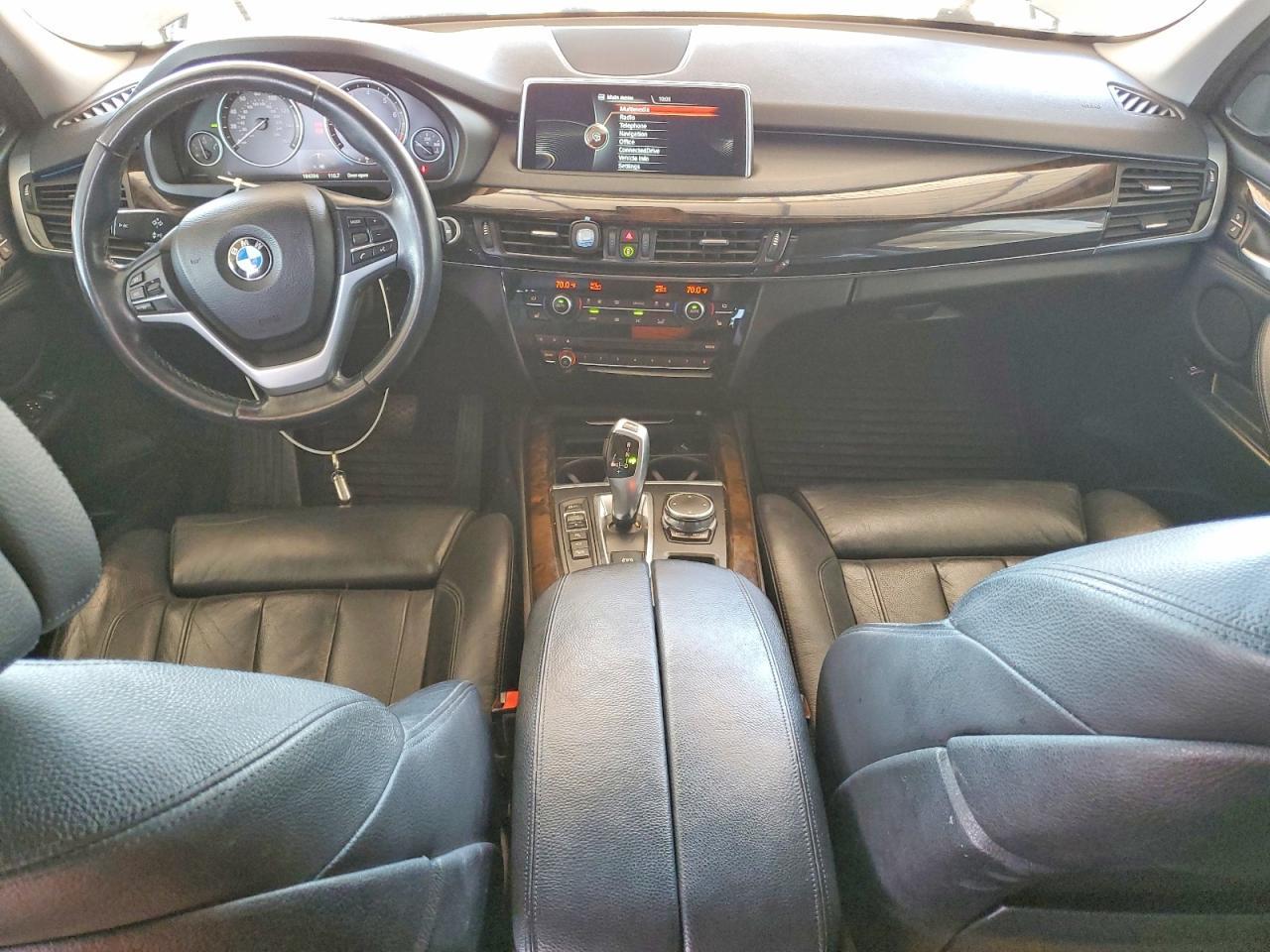 2015 BMW X5 xDrive50I - zdjęcie 8