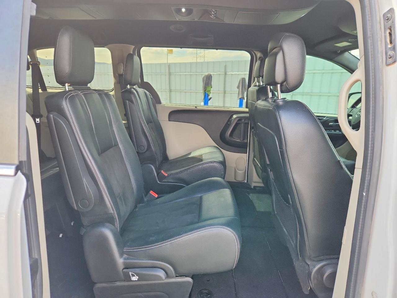 2020 Dodge Grand Caravan Sxt - zdjęcie 11