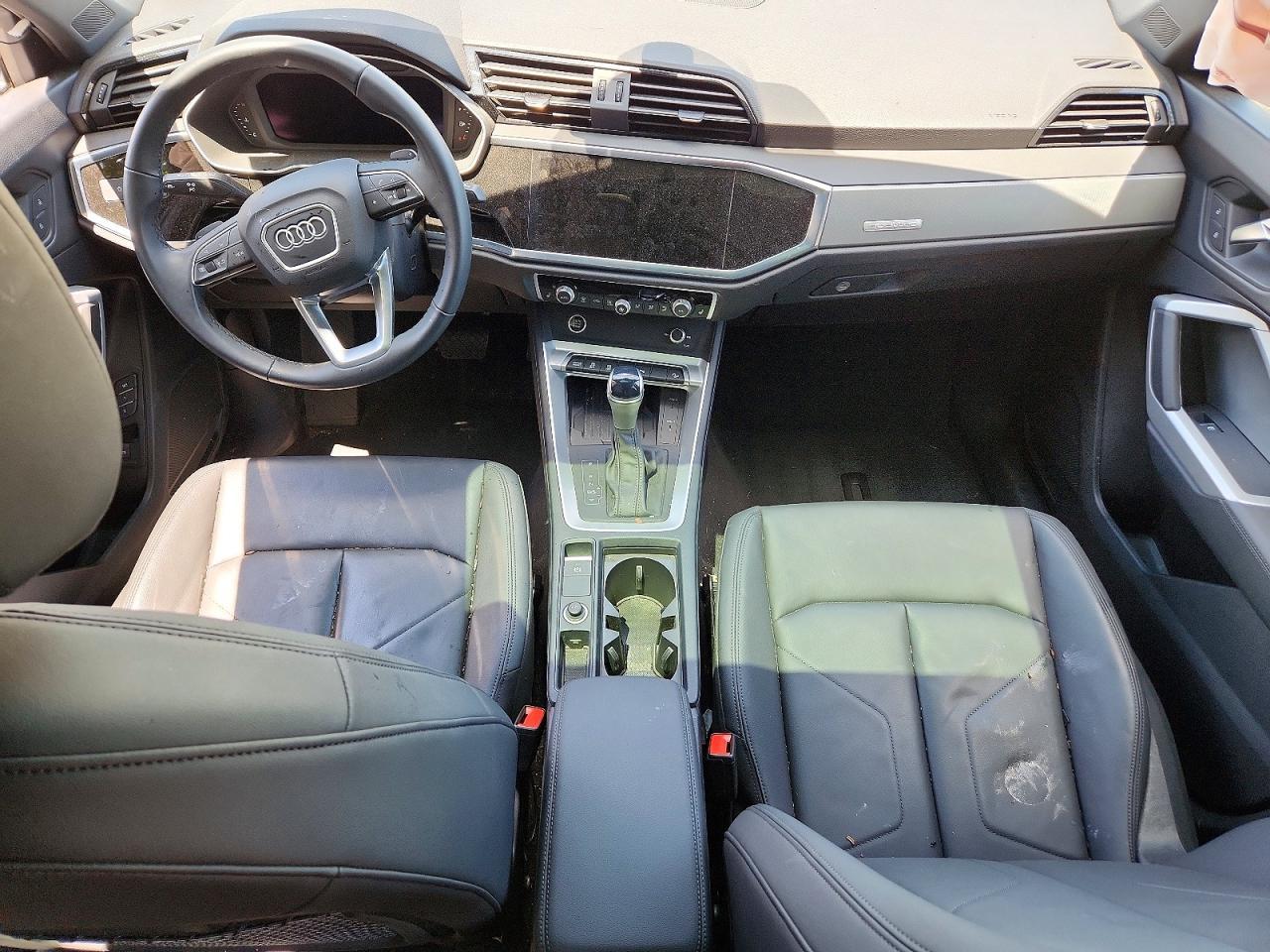 2024 Audi Q3 Premium S Line 45 - zdjęcie 8
