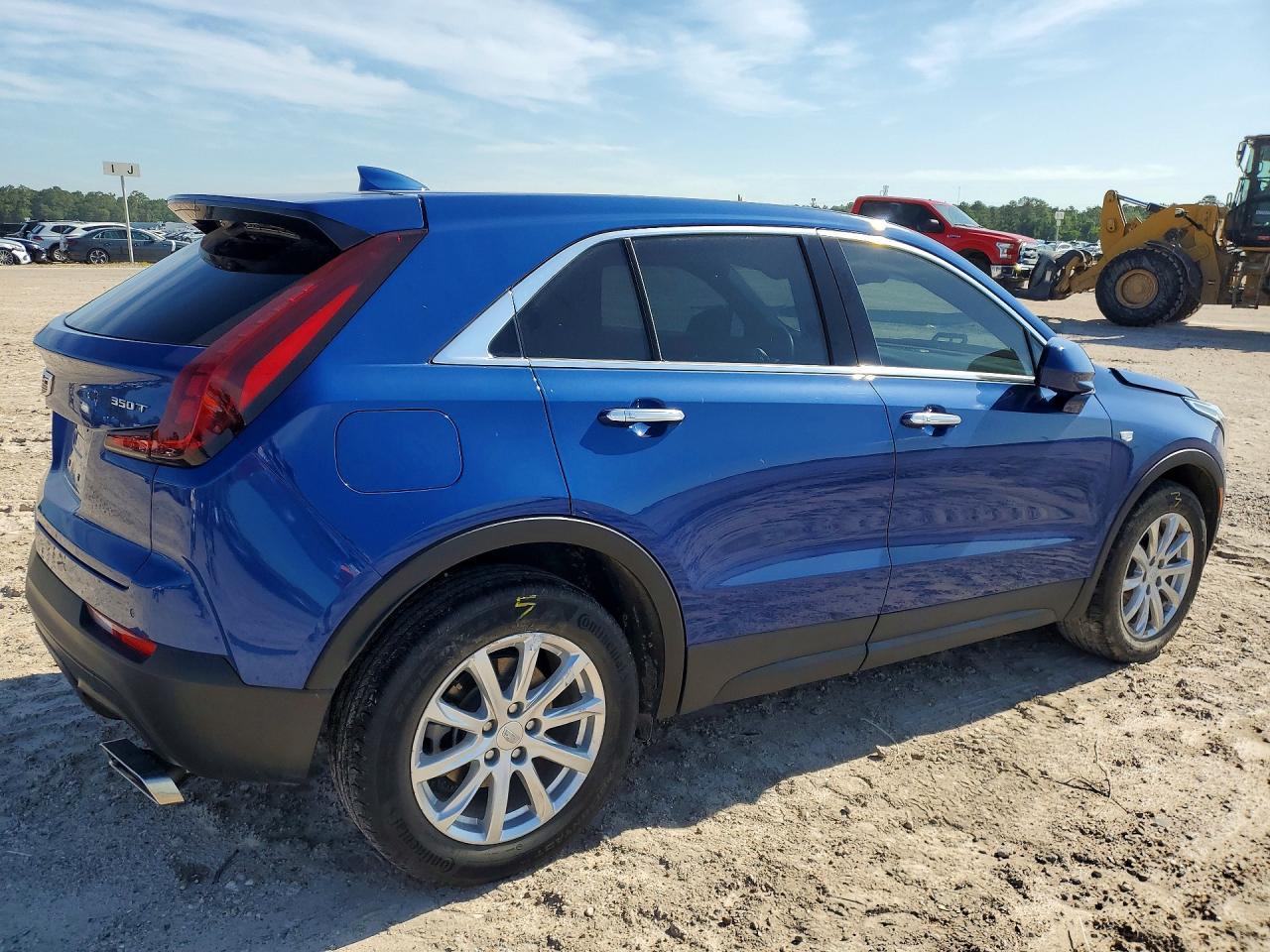 2023 Cadillac Xt4 Luxury - zdjęcie 3