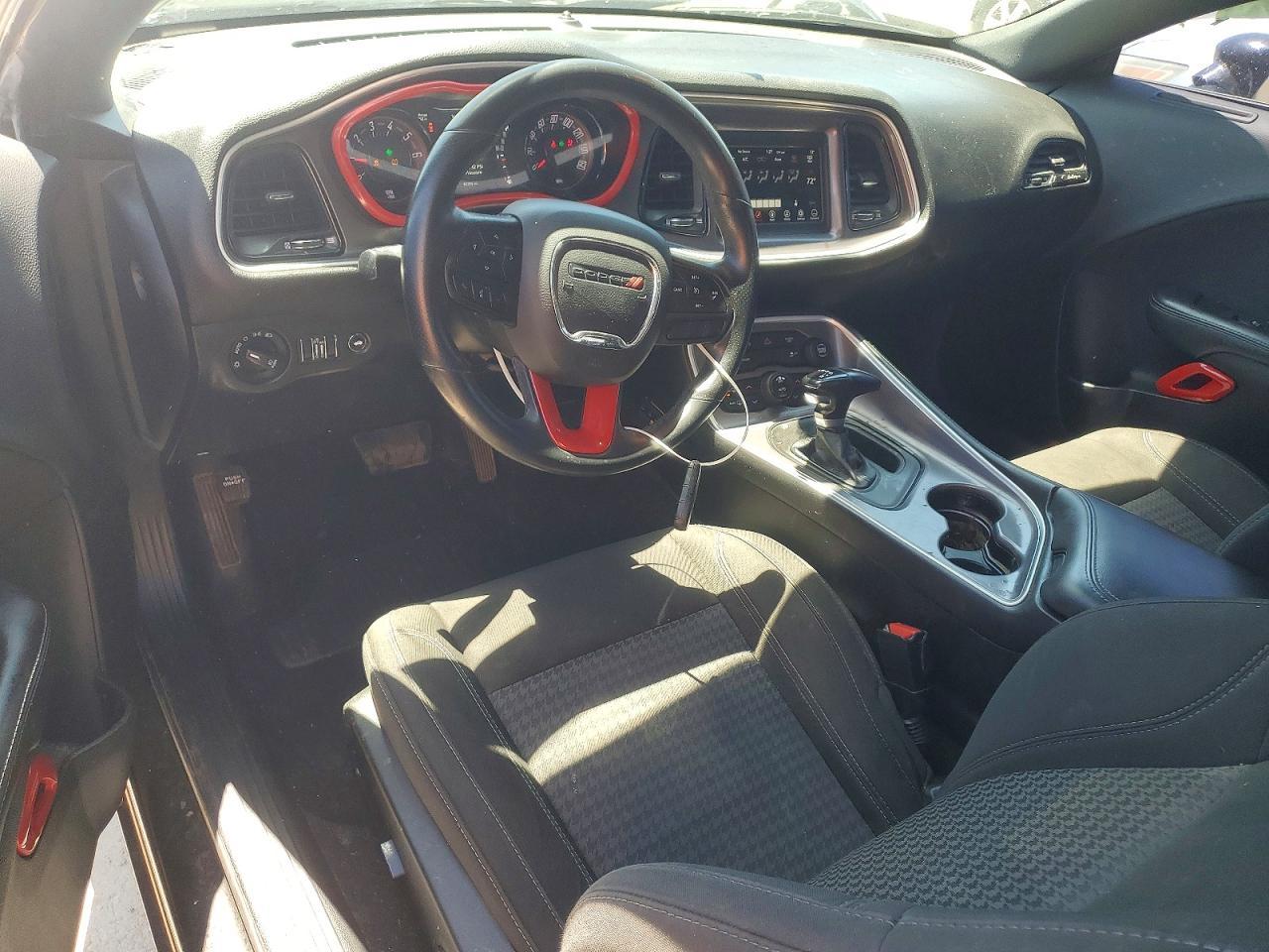 2020 Dodge Challenger Sxt - zdjęcie 8