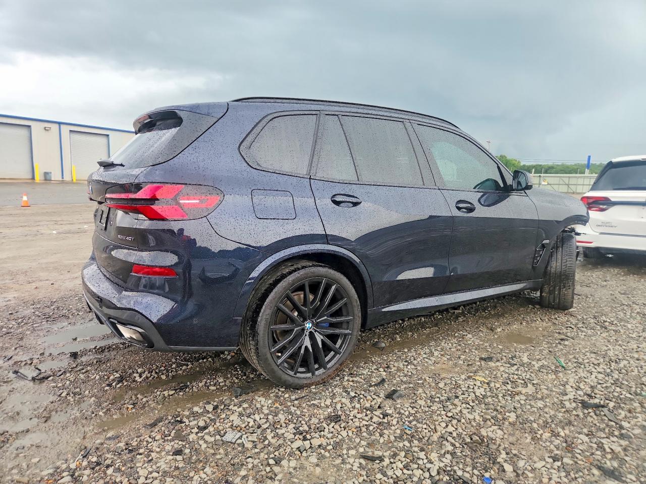 2025 BMW X5 xDrive40I - zdjęcie 3
