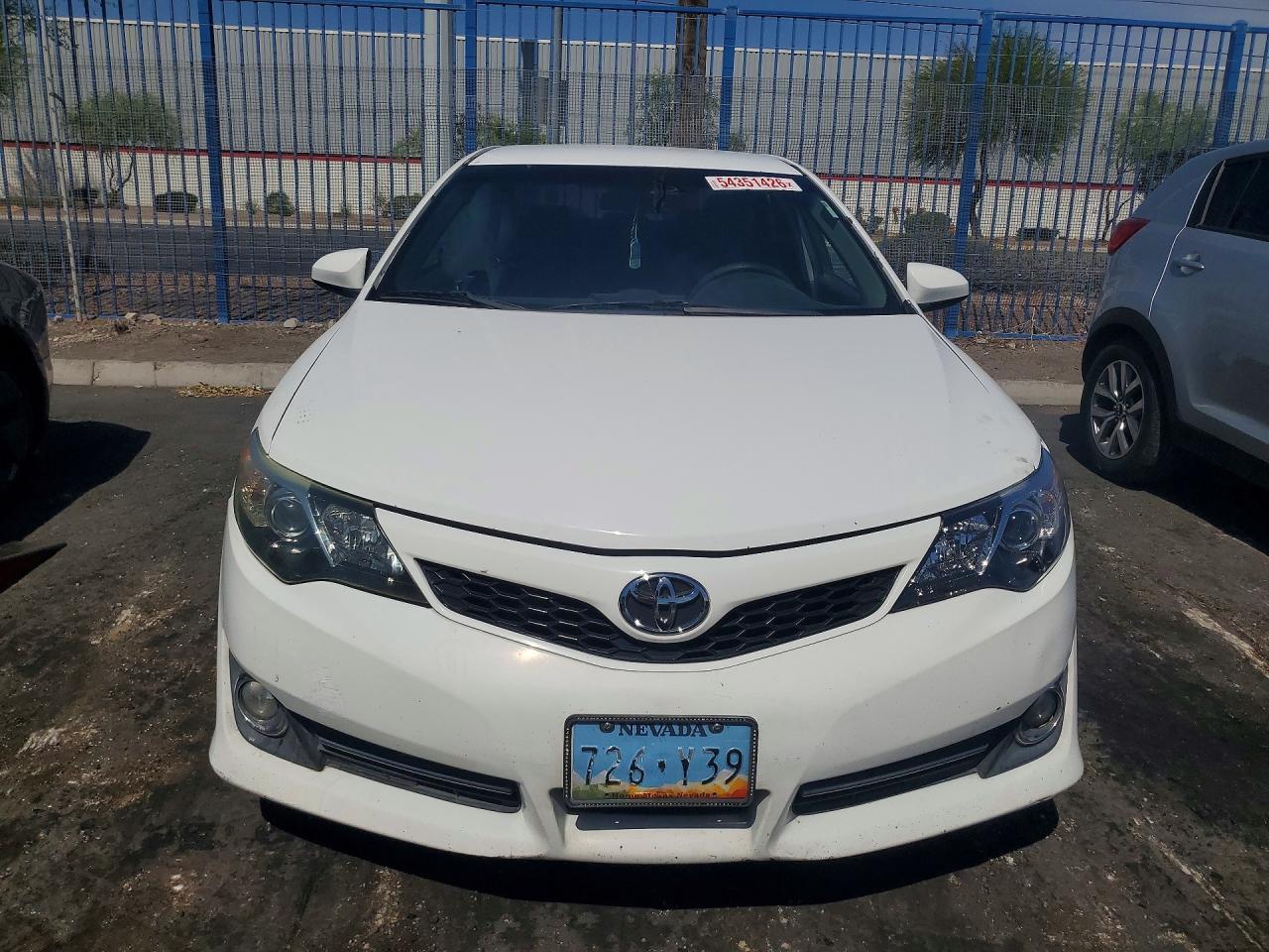 2014 Toyota Camry Se - zdjęcie 5