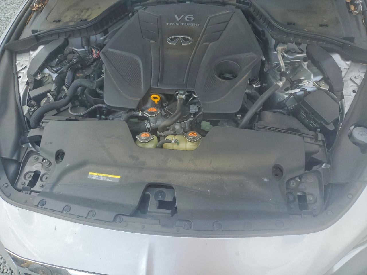 2019 Infiniti Q60 Red Sport 400 - zdjęcie 11
