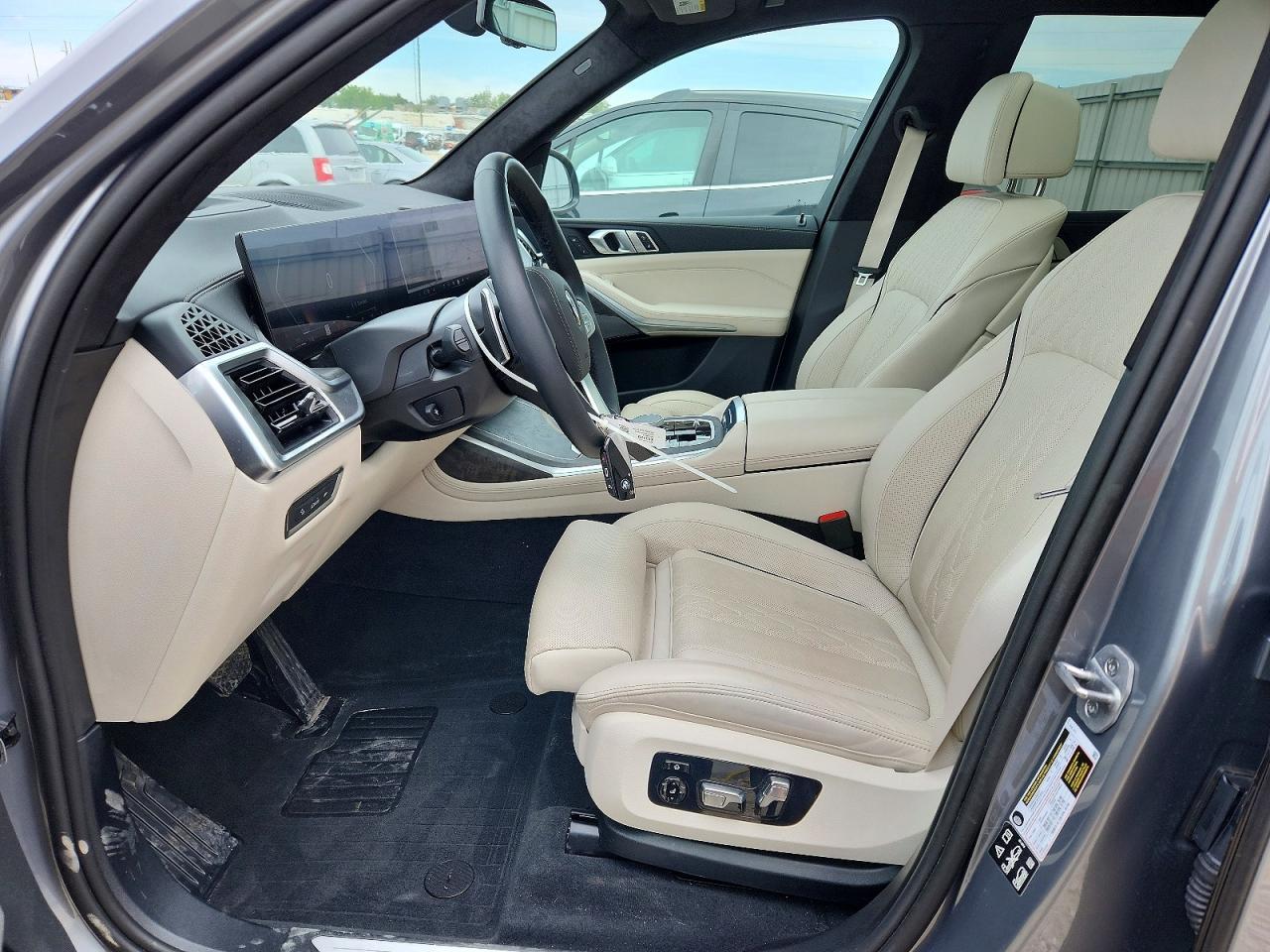 2025 BMW X7 xDrive40I - zdjęcie 7
