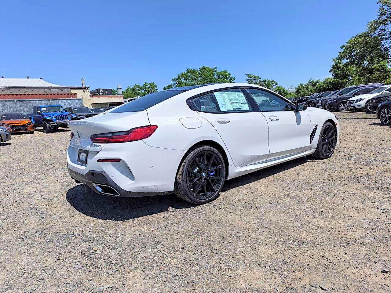 2026 BMW Seria 8 M850i - zdjęcie 4