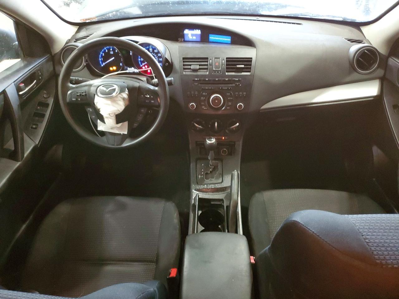 2013 Mazda 3 I - zdjęcie 8