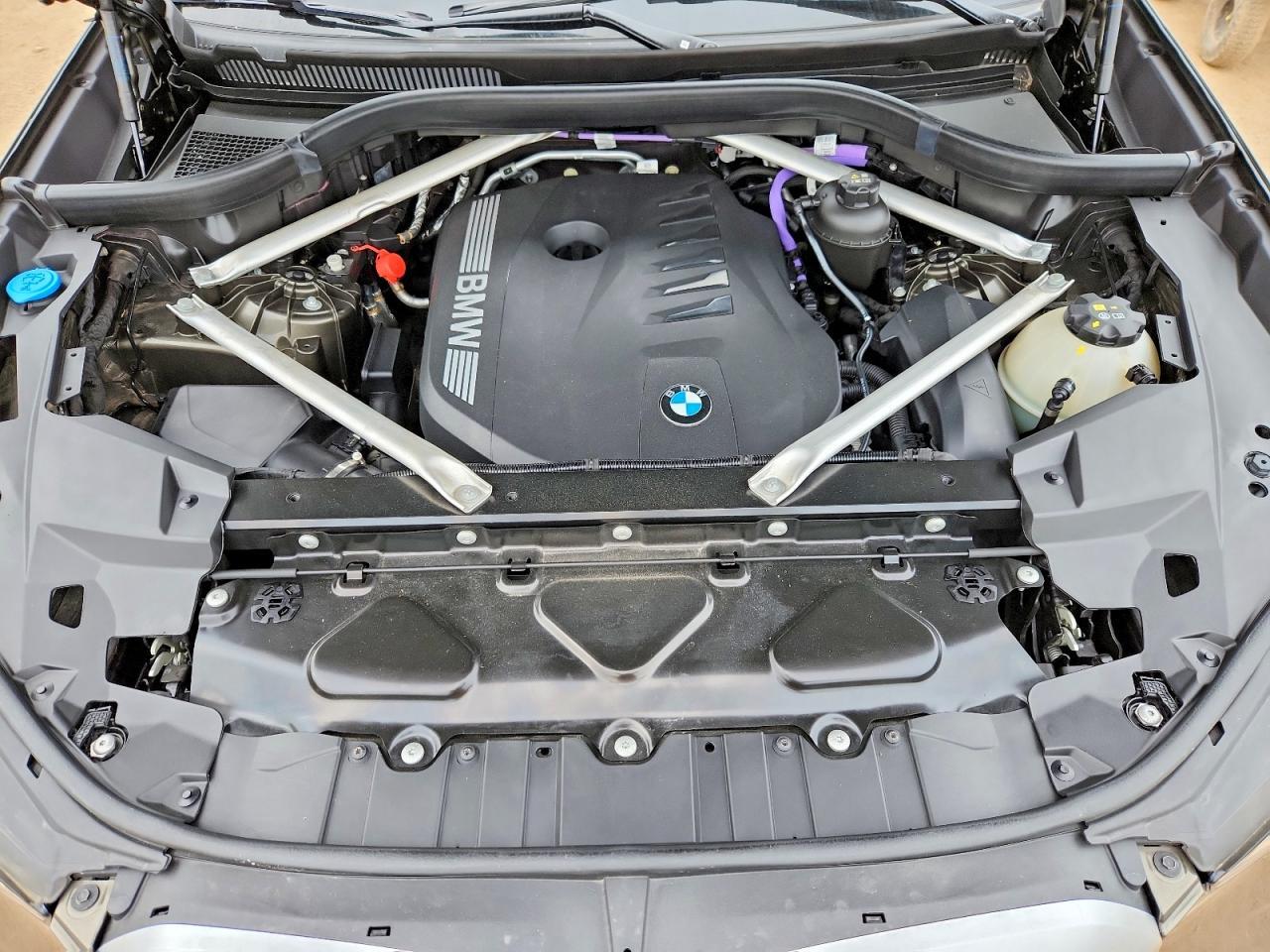 2024 BMW X5 xDrive40I - zdjęcie 12