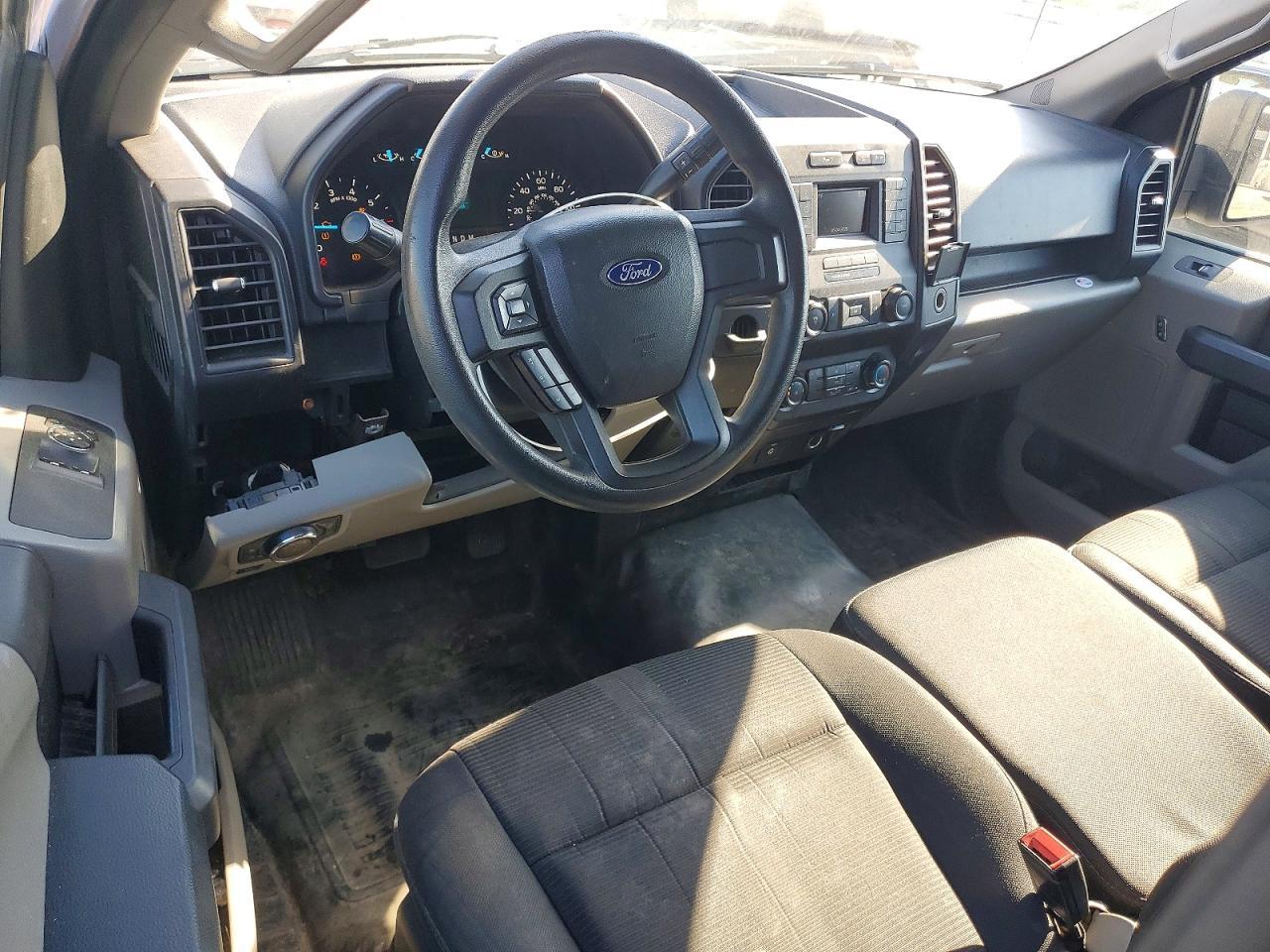 2019 Ford F150 - zdjęcie 8