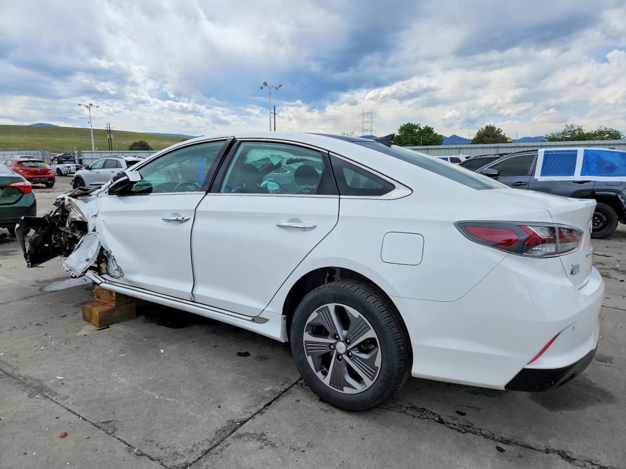 2019 Hyundai Sonata Hybrid Limited - zdjęcie 2