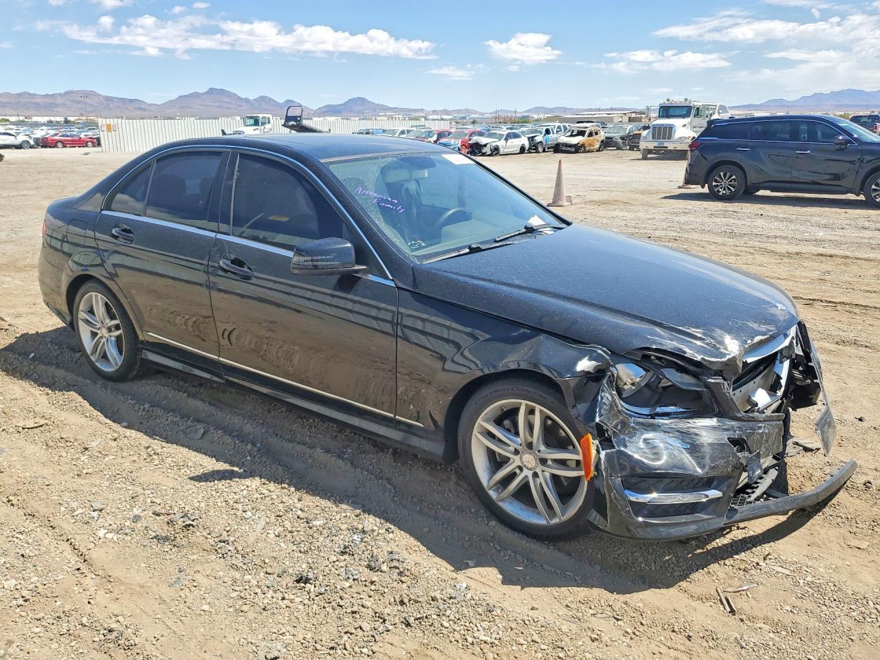 2013 Mercedes-Benz C 250 - zdjęcie 4