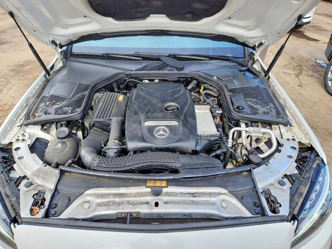 2018 Mercedes-Benz C 300 4Matic - zdjęcie 11