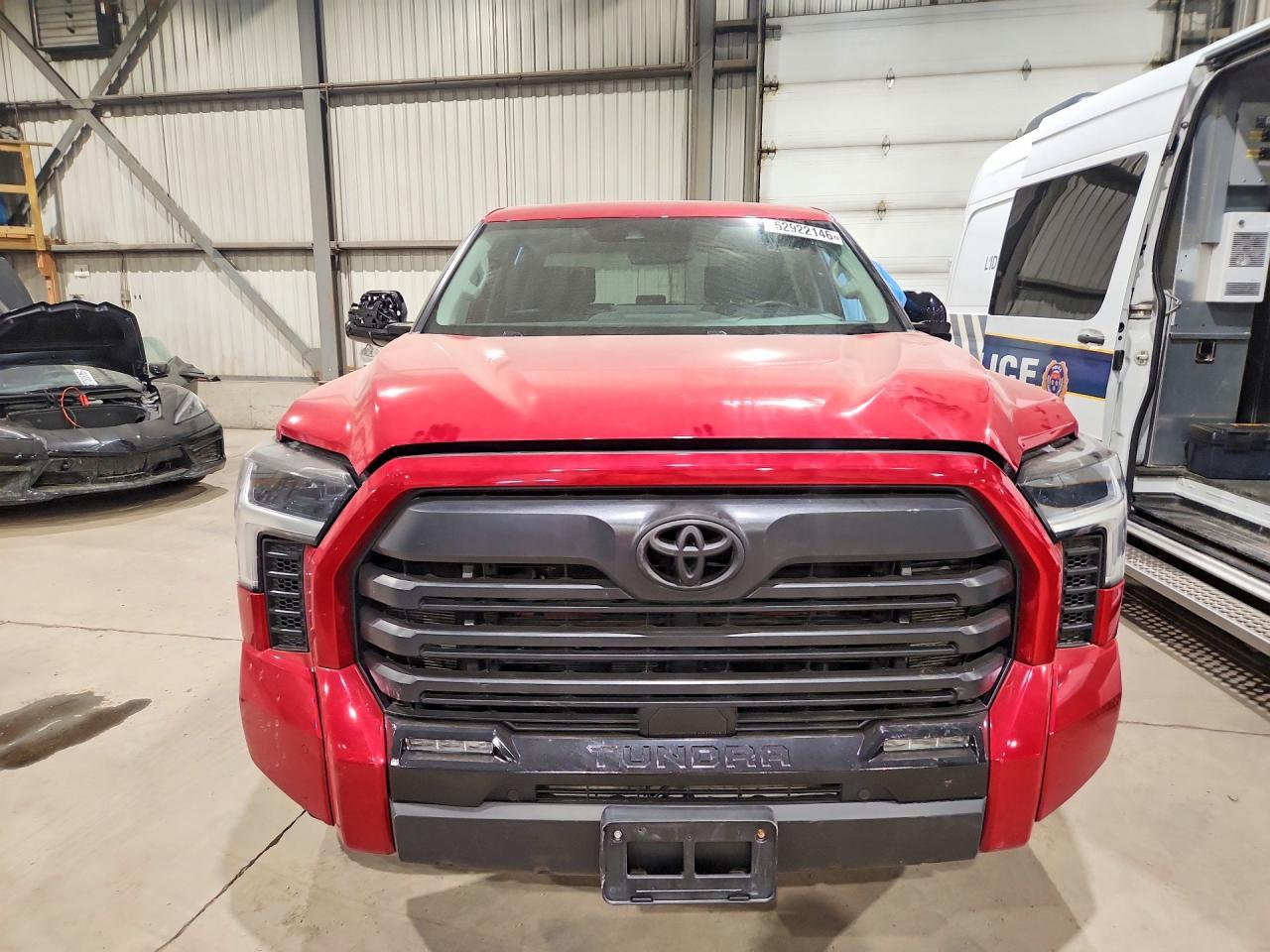2024 Toyota Tundra Limited - zdjęcie 5