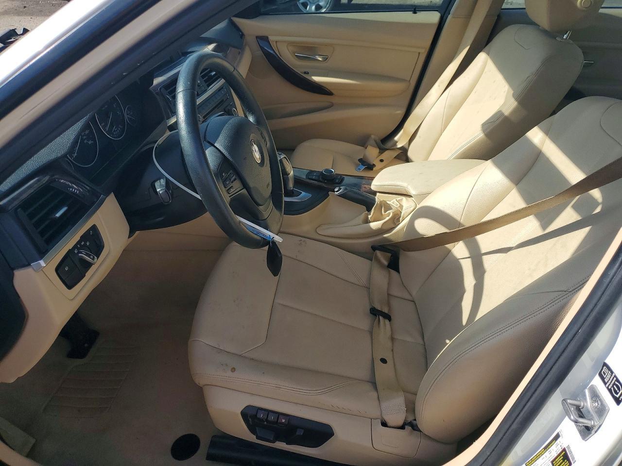 2013 BMW 320 I - zdjęcie 7