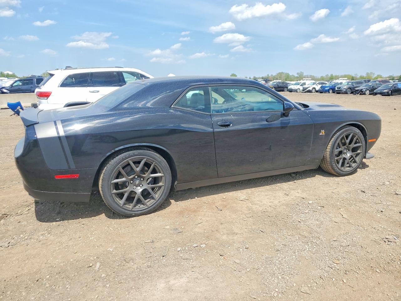 2017 Dodge Challenger R - zdjęcie 3