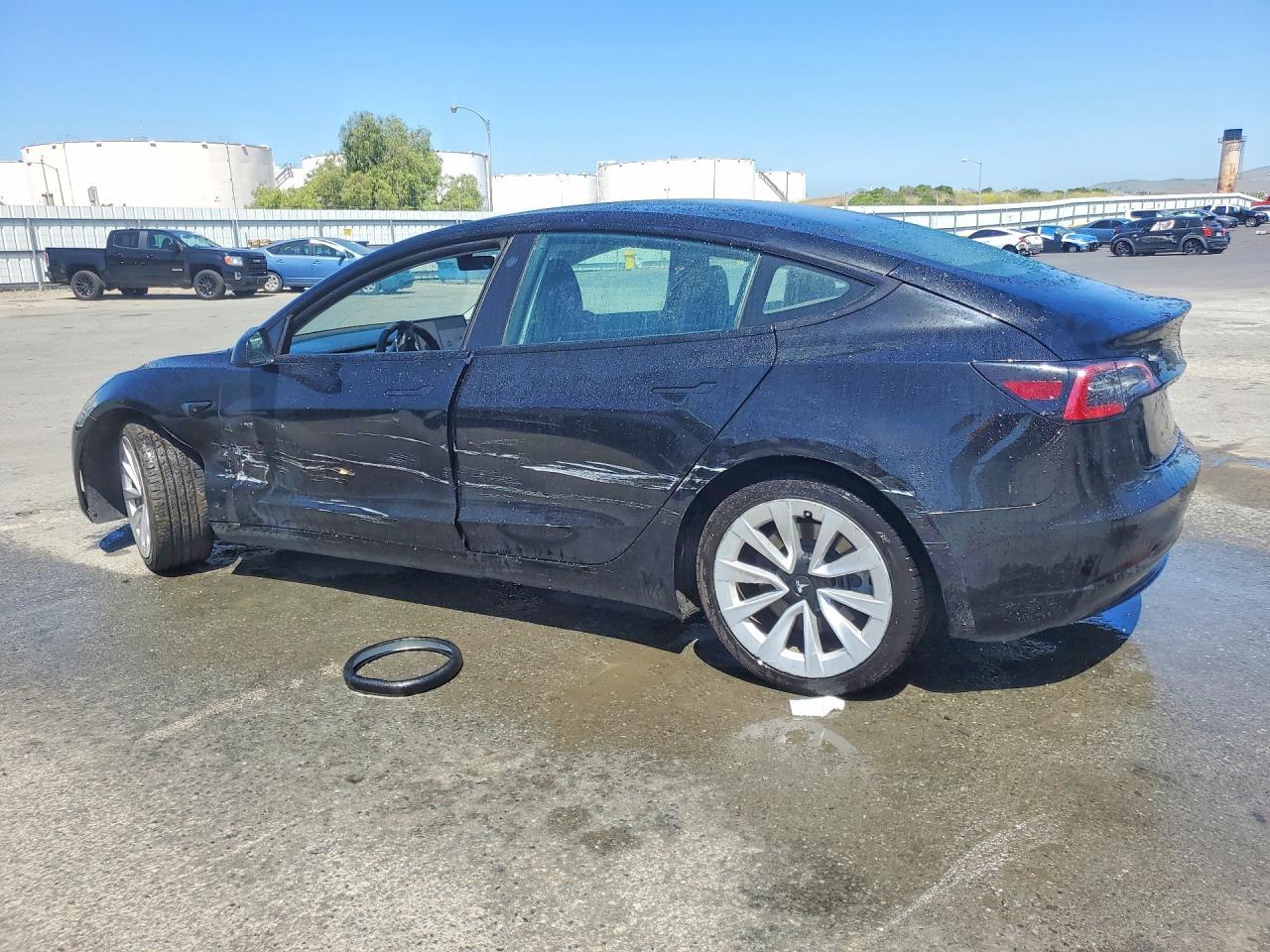 2023 Tesla Model 3 - zdjęcie 2