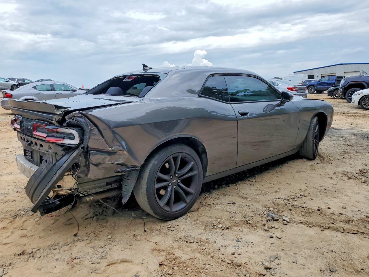 2018 Dodge Challenger Sxt - zdjęcie 3