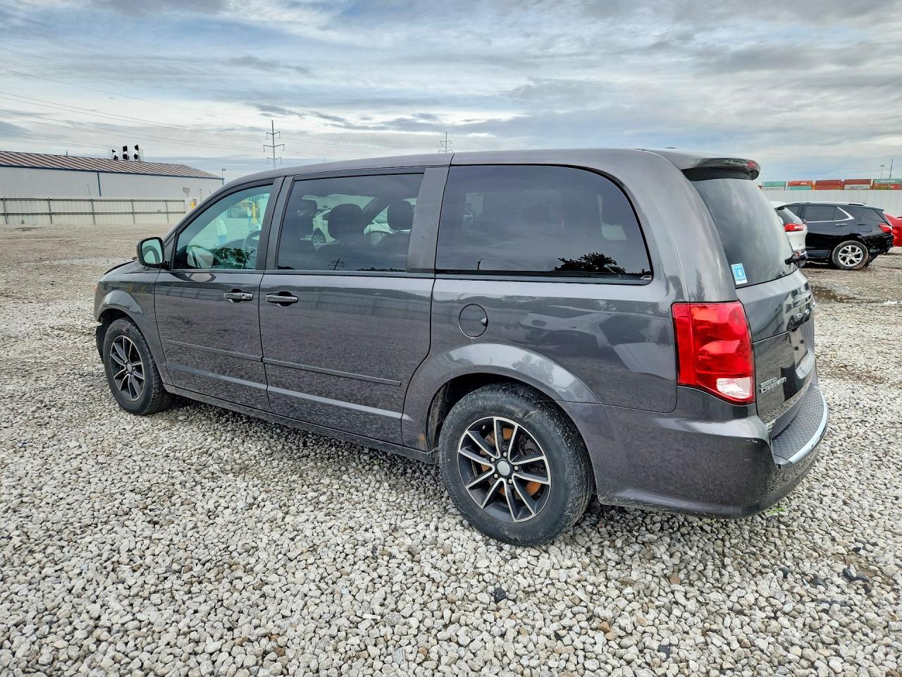 2017 Dodge Grand Caravan Gt - zdjęcie 2