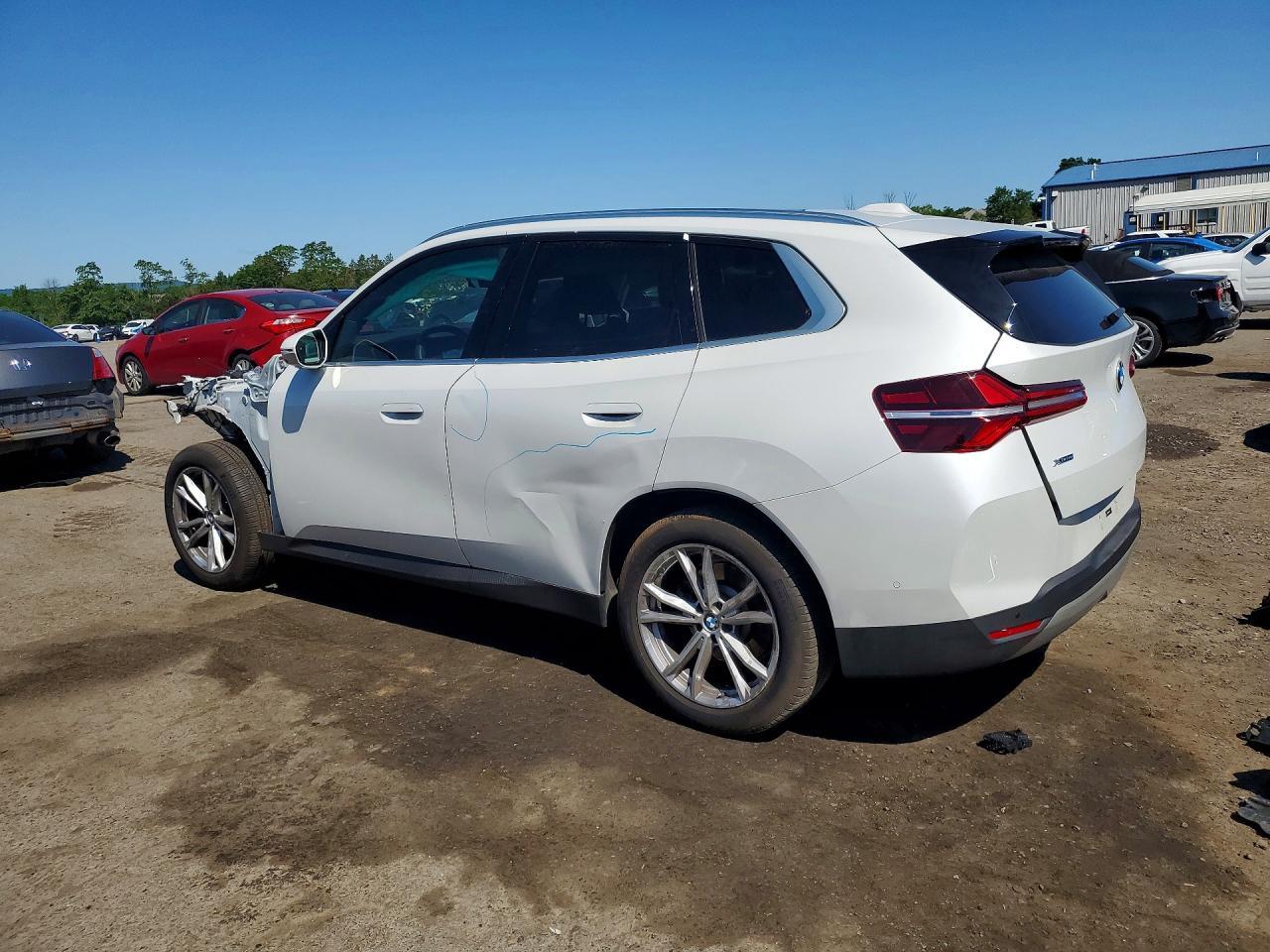 2025 BMW X3 - zdjęcie 2