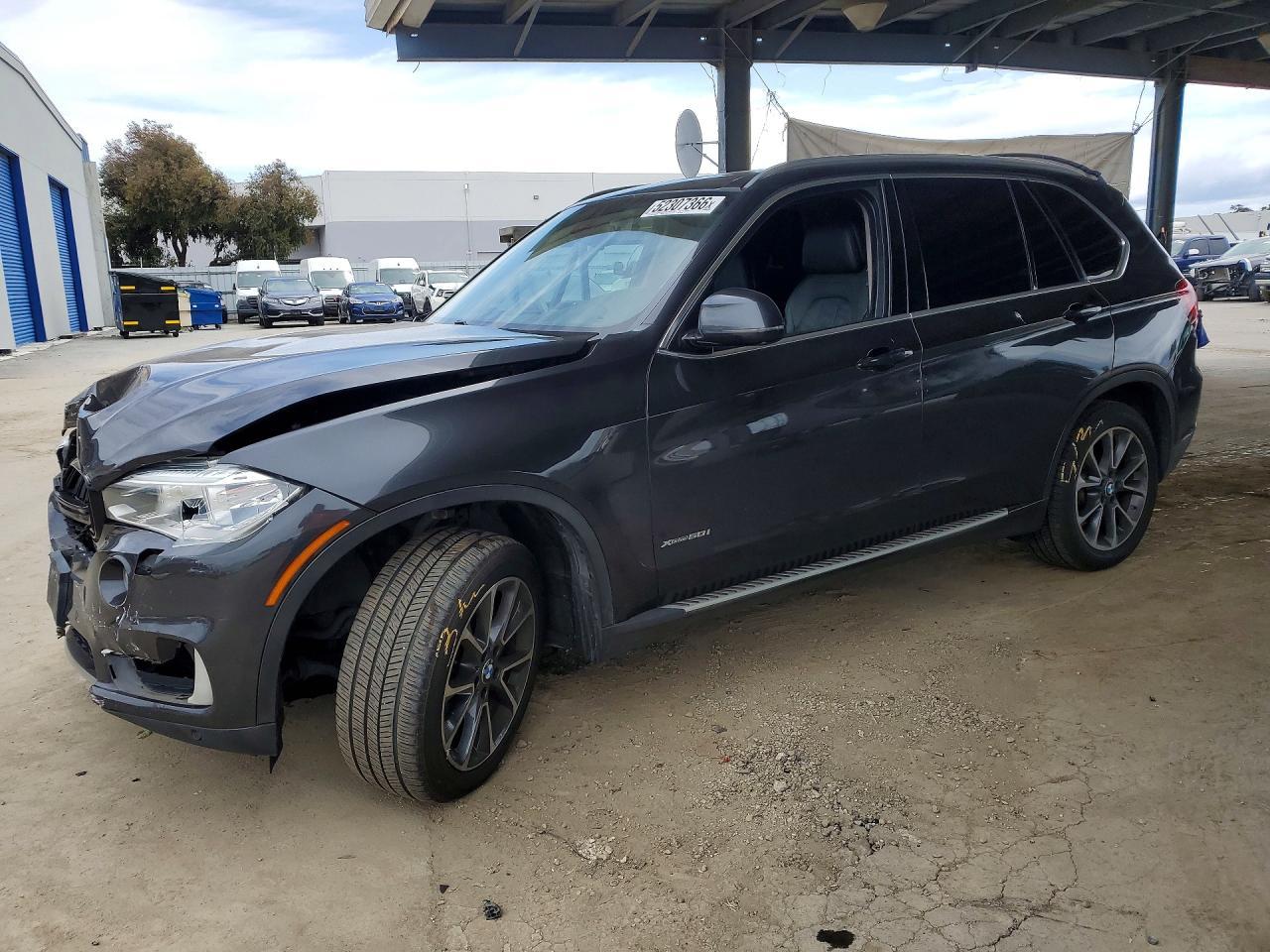2014 BMW X5 xDrive50I - zdjęcie główne
