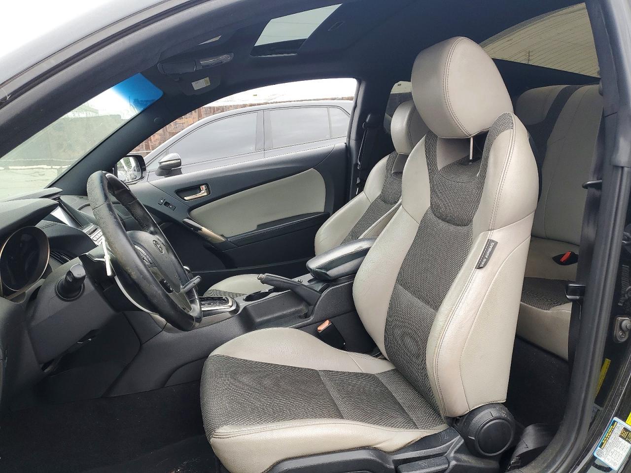 2013 Hyundai Genesis Coupe 2.0T - zdjęcie 7