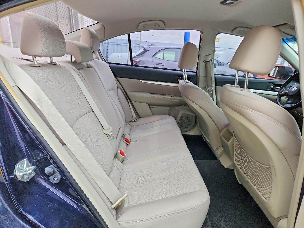 2013 Subaru Legacy 2.5I Premium - zdjęcie 10