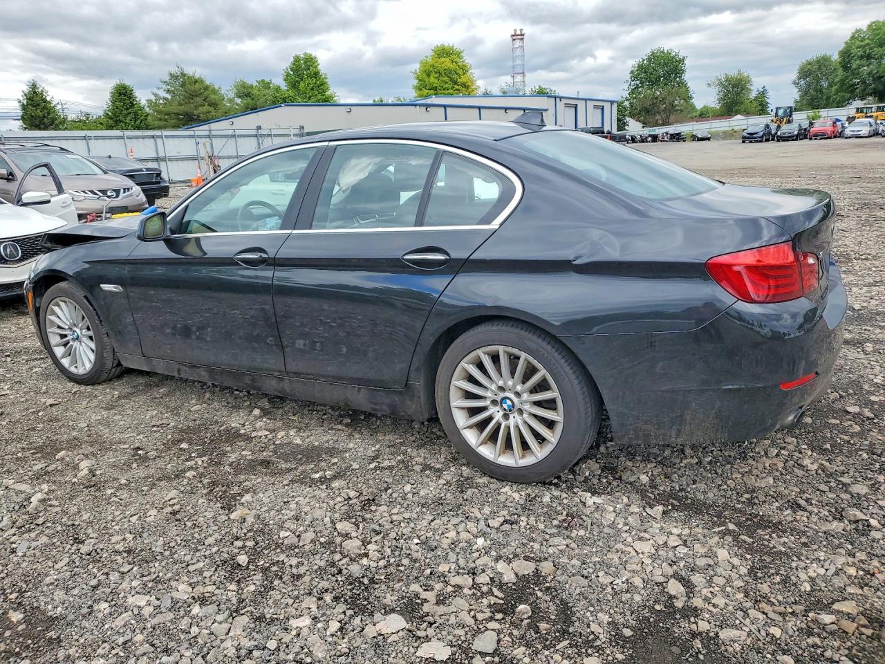 2013 BMW 535 Xi - zdjęcie 2