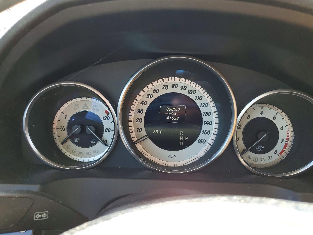 2015 Mercedes-Benz E 400 - zdjęcie 9