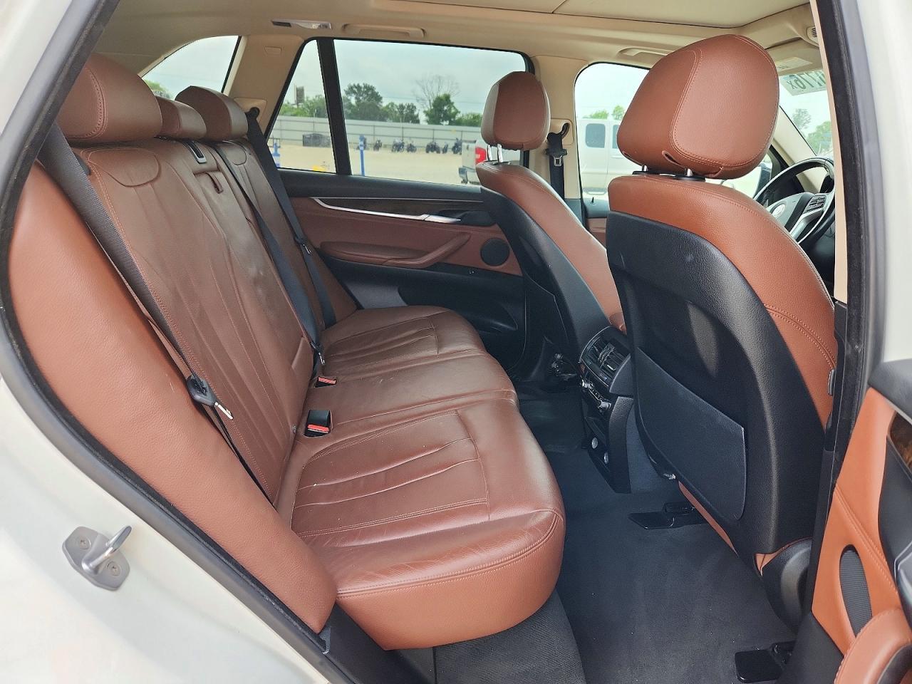 2016 BMW X5 Sdrive35I - zdjęcie 11
