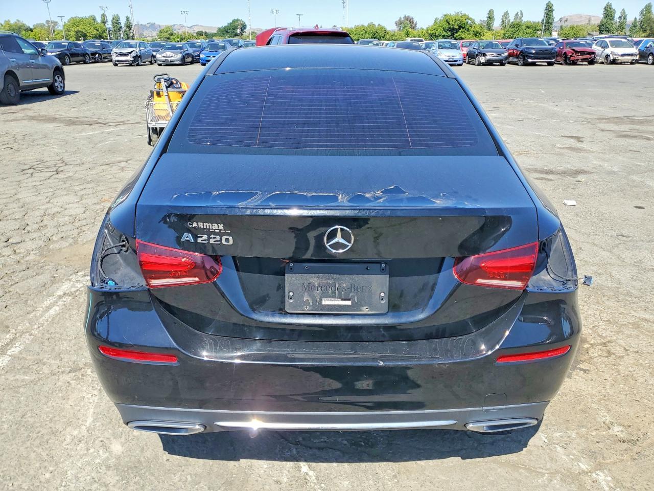 2021 Mercedes-Benz A 220 - zdjęcie 6