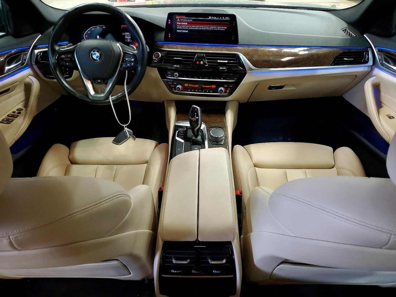 2020 BMW 530 Xi - zdjęcie 8