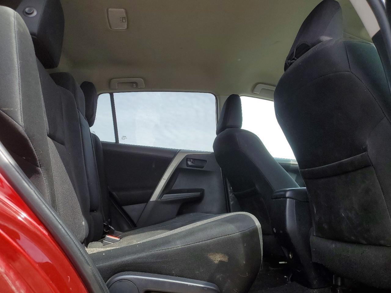 2016 Toyota Rav4 Le - zdjęcie 11
