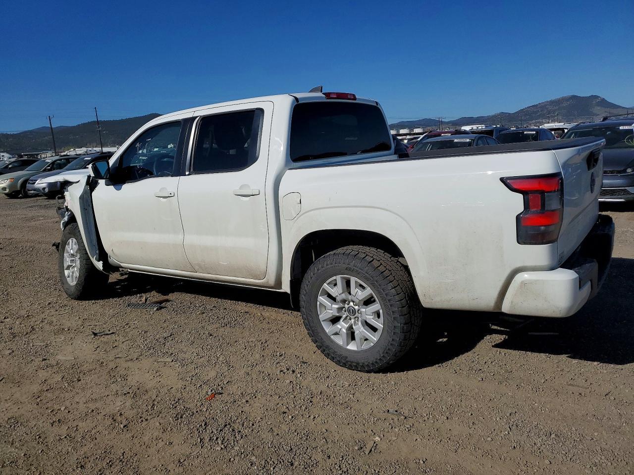 2023 Nissan Frontier Sv - zdjęcie 2