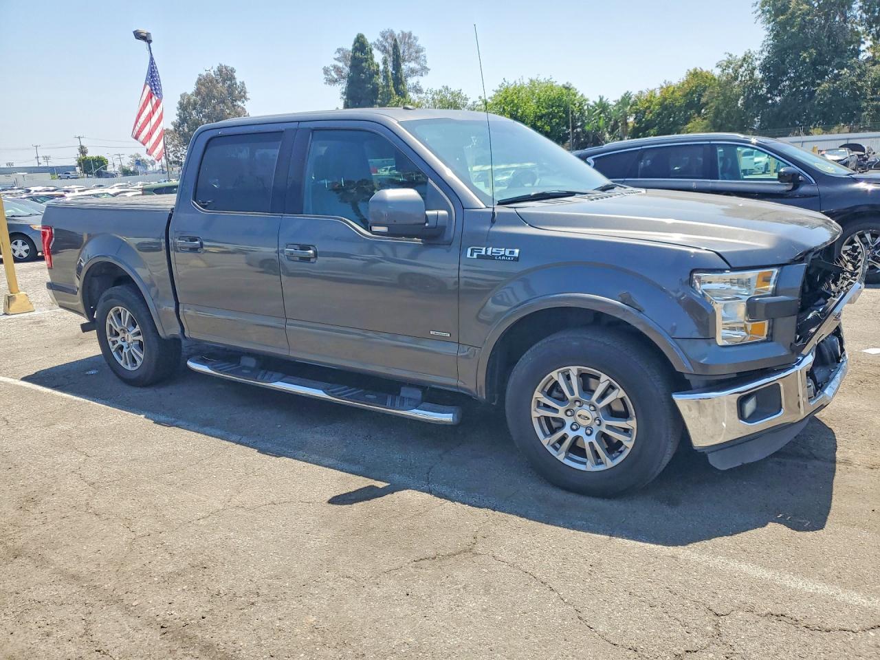 2016 Ford F150 Supercrew - zdjęcie 4