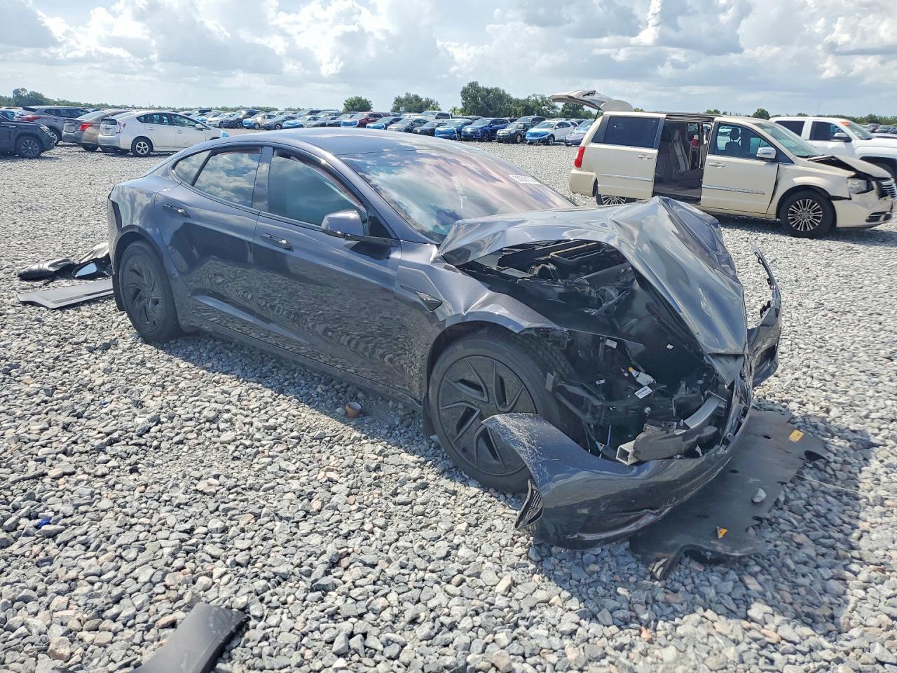 2026 Tesla Model S - zdjęcie 4