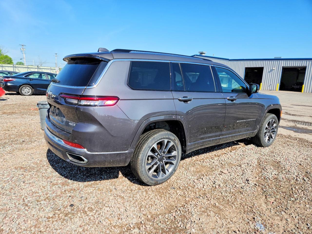 2021 Jeep Grand Cherokee L Overland - zdjęcie 3