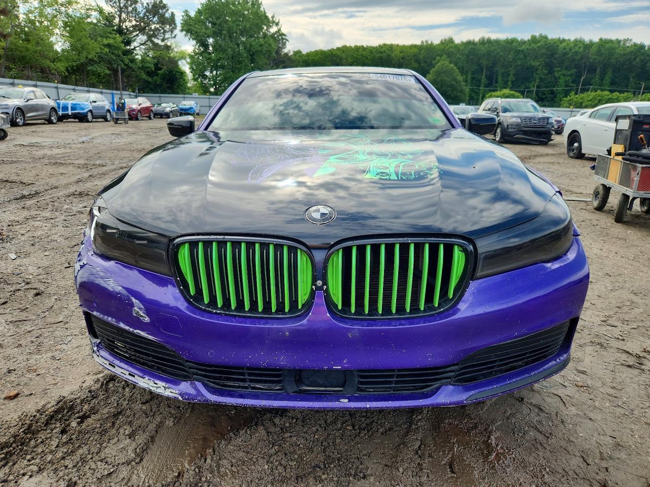 2019 BMW 750 Xi - zdjęcie 5