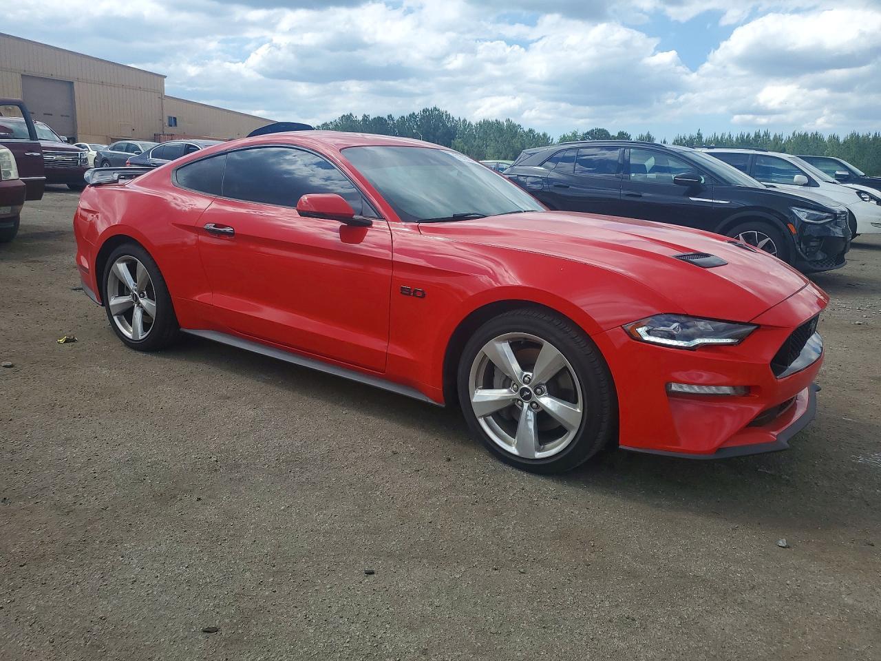 2019 Ford Mustang Gt - zdjęcie 4