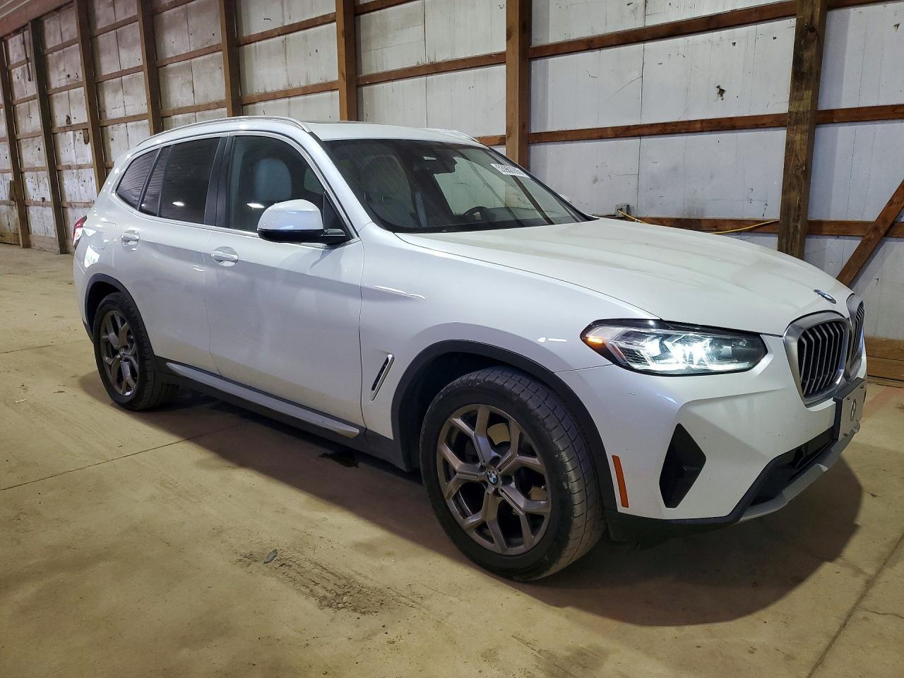 2022 BMW X3 xDrive30I - zdjęcie 4