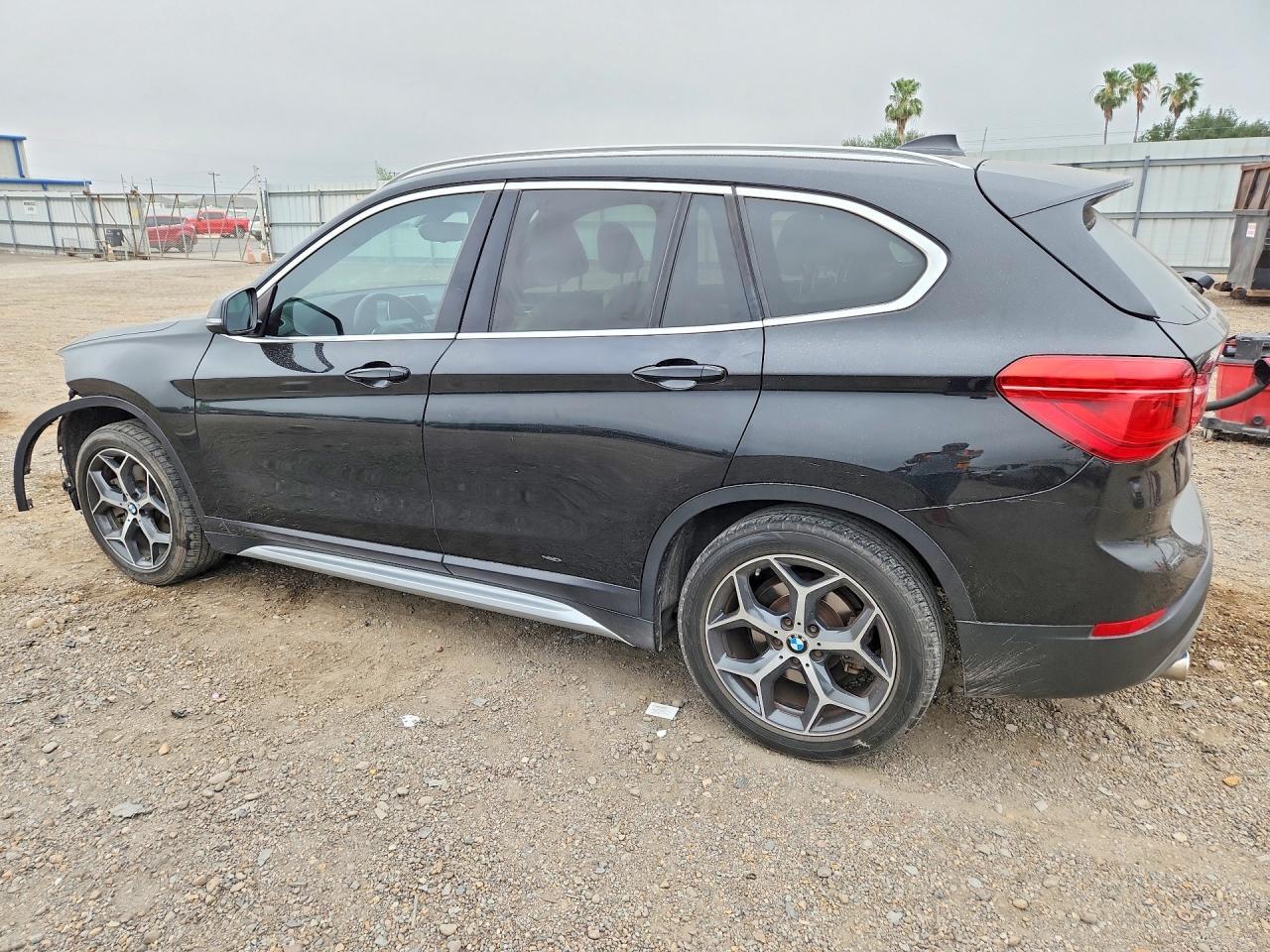 2018 BMW X1 Sdrive28I - zdjęcie 2