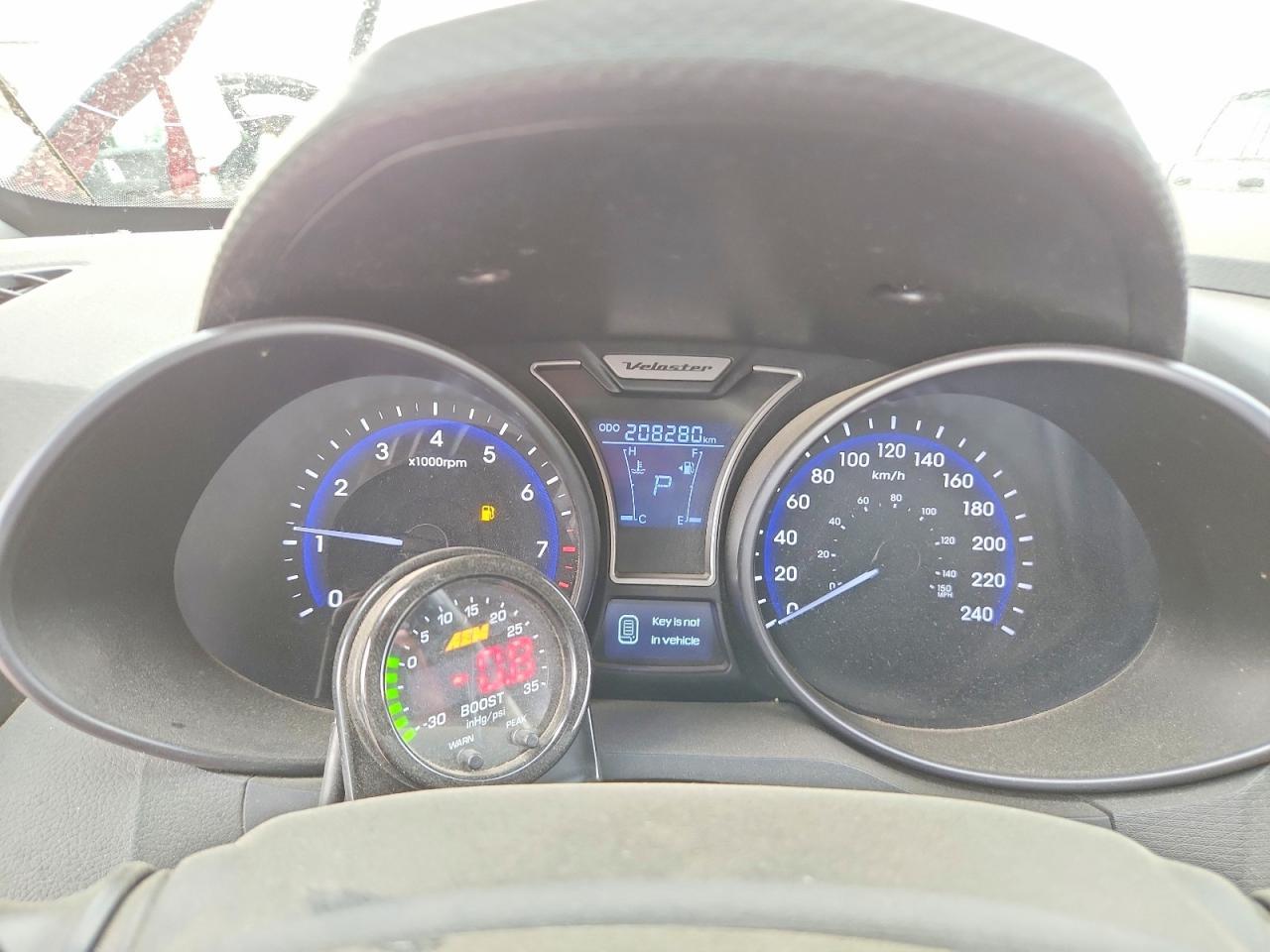 2013 Hyundai Veloster Turbo - zdjęcie 9