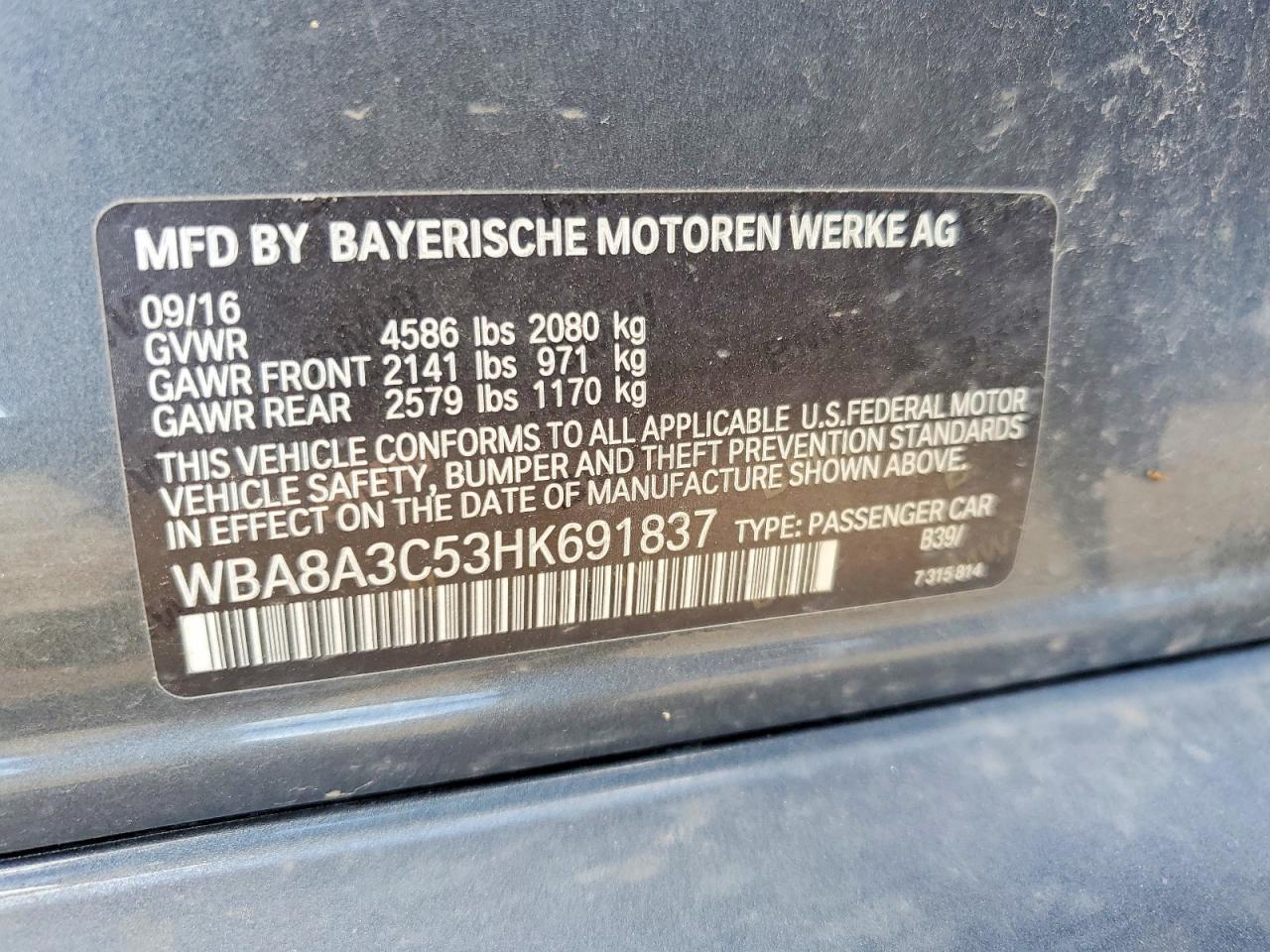 2017 BMW 320 Xi - zdjęcie 12